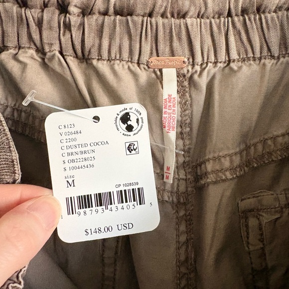 We The Free Onset Pull-On Cargo Pants in Dusted Cocoa NEW - Picture 7 of 7